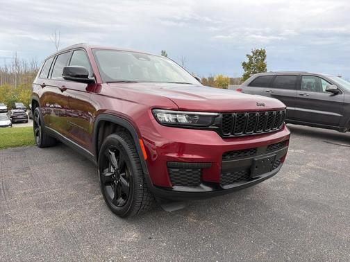 2023 Jeep Grand Cherokee L Altitude