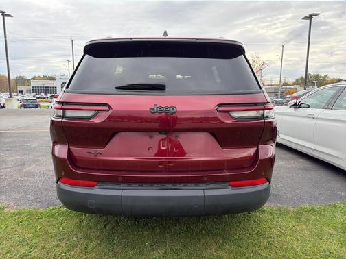 2023 Jeep Grand Cherokee L Altitude