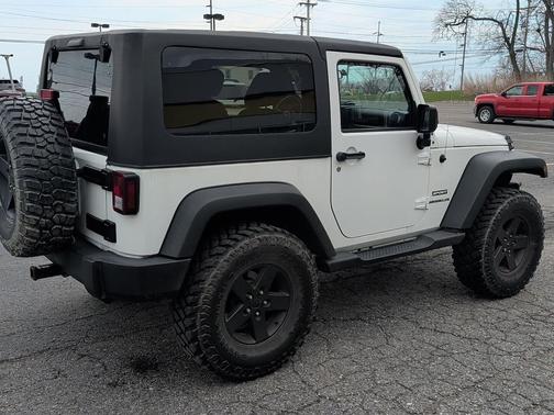 Bright White Clearcoat 2014 Jeep Wrangler Sport