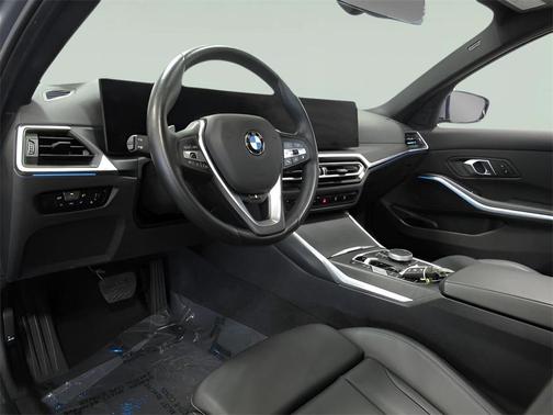 2024 BMW 330 i xDrive