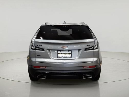 Argent Silver Metallic 2023 Cadillac XT4 Sport