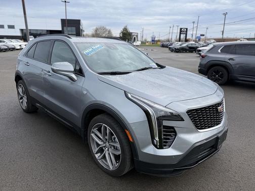 Argent Silver Metallic 2023 Cadillac XT4 Sport
