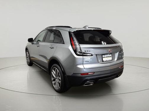 Argent Silver Metallic 2023 Cadillac XT4 Sport