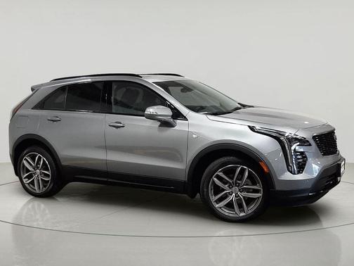 Argent Silver Metallic 2023 Cadillac XT4 Sport