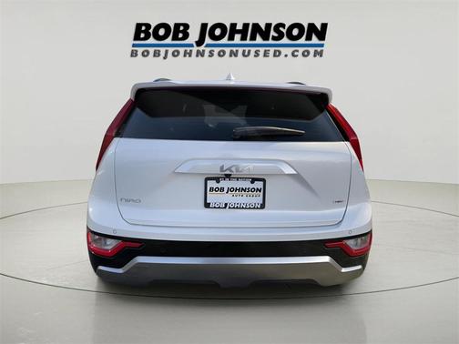 2023 Kia Niro SX