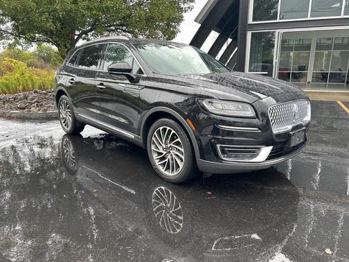 2020 Lincoln Nautilus Reserve