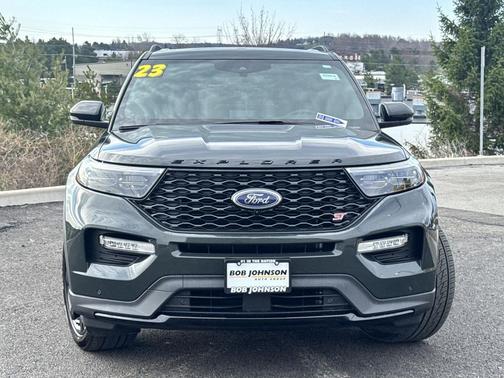 Forged Green Metallic 2023 Ford Explorer ST