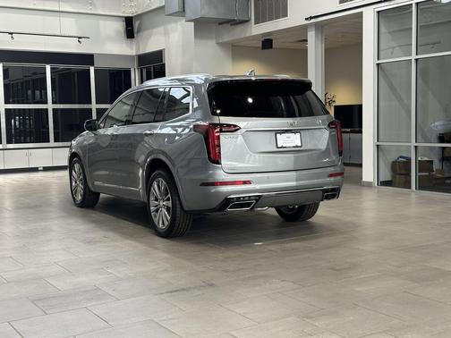 2023 Cadillac XT6 Premium Luxury AWD