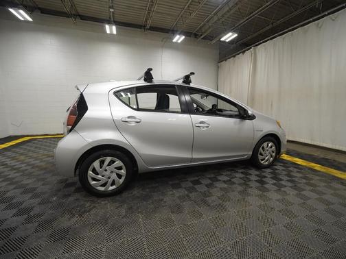 2015 Toyota Prius c One