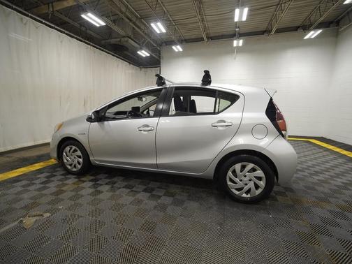2015 Toyota Prius c One