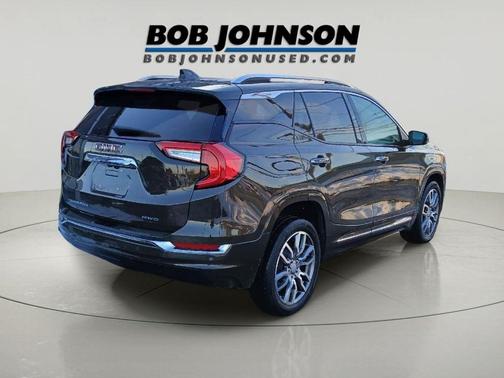 Deep Bronze Metallic 2023 GMC Terrain Denali