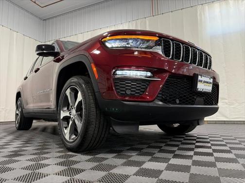 2023 Jeep Grand Cherokee 4xe Base