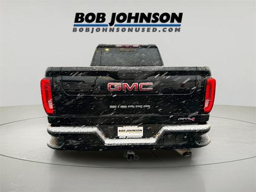 2022 GMC Sierra 2500 AT4