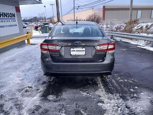 2019 Subaru Impreza 2.0i