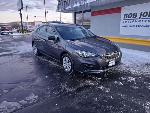 2019 Subaru Impreza 2.0i