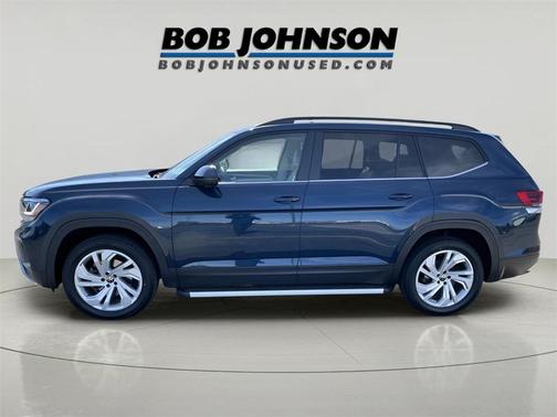 2022 Volkswagen Atlas 3.6L SE w/Technology