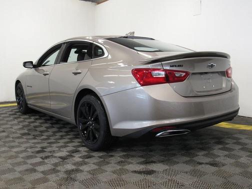 2022 Chevrolet Malibu FWD RS