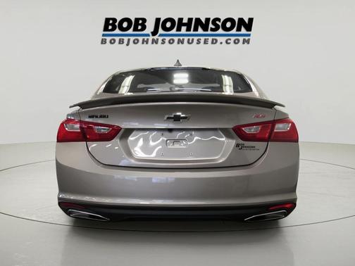 2022 Chevrolet Malibu FWD RS