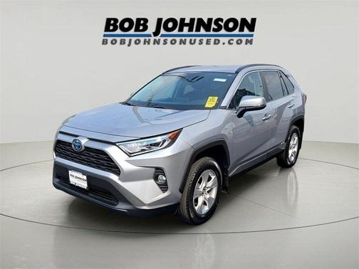 2020 Toyota RAV4 Hybrid XLE