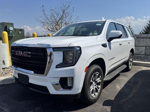 Summit White 2021 GMC Yukon SLE
