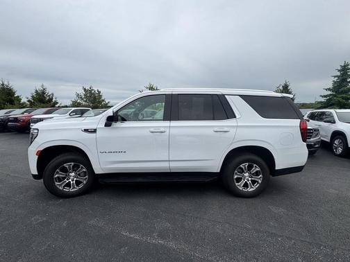 Summit White 2021 GMC Yukon SLE