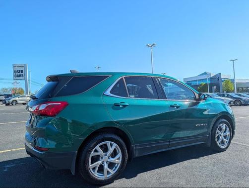 Ivy Metallic 2018 Chevrolet Equinox 2LT