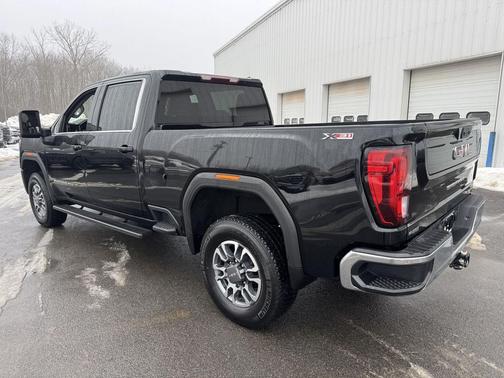 2024 GMC Sierra 2500 SLE