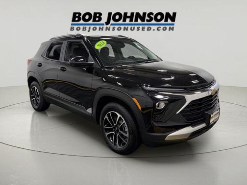 Mosaic Black Metallic 2024 Chevrolet Trailblazer LT