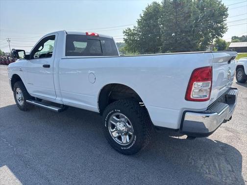 2022 RAM 2500 Tradesman Regular Cab 4x4 8' Box