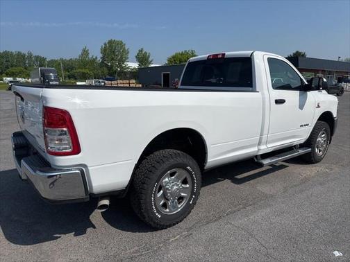 2022 RAM 2500 Tradesman Regular Cab 4x4 8' Box