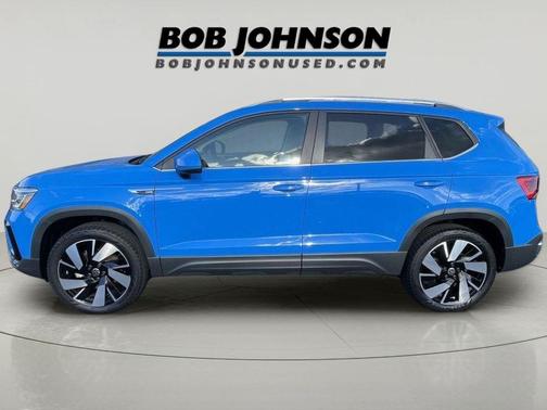 Cornflower Blue 2023 Volkswagen Taos 1.5T SEL