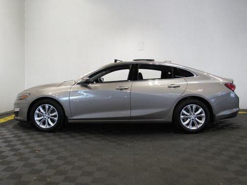 2022 Chevrolet Malibu FWD LT