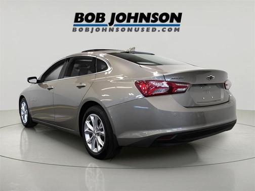 2022 Chevrolet Malibu FWD LT