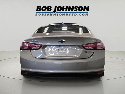 2022 Chevrolet Malibu FWD LT