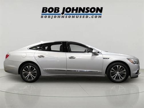 2018 Buick LaCrosse Essence