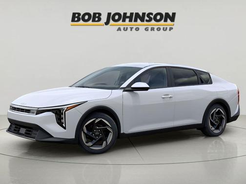 Snow White Pearl 2025 Kia K4 EX