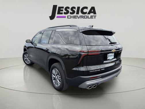 Mosaic Black Metallic 2025 Chevrolet Traverse LT