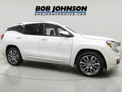 White Frost Tricoat 2024 GMC Terrain Denali