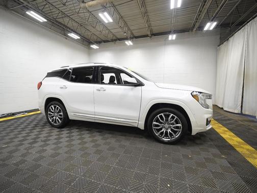 White Frost Tricoat 2024 GMC Terrain Denali