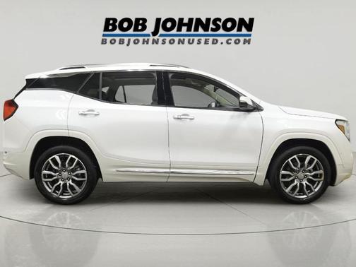 White Frost Tricoat 2024 GMC Terrain Denali