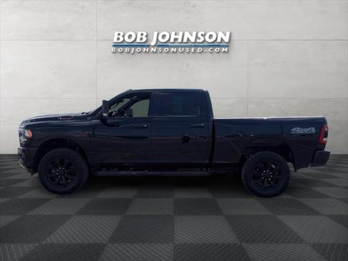 2020 RAM 2500 Big Horn Crew Cab 4X4 6'4' Box