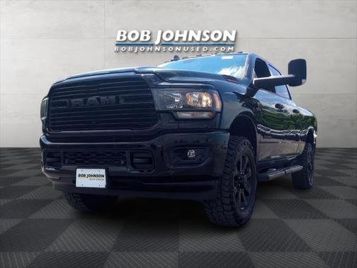 2020 RAM 2500 Big Horn Crew Cab 4X4 6'4' Box