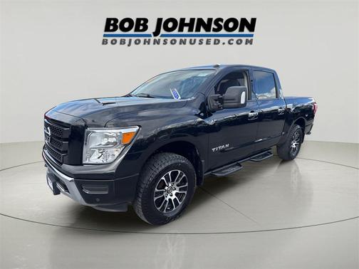 2021 Nissan Titan SV