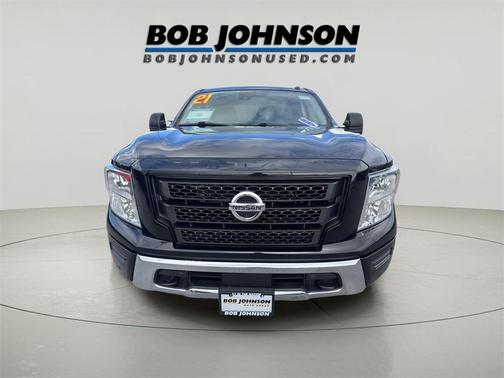 2021 Nissan Titan SV