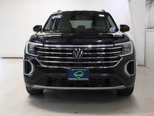 GY 2025 Volkswagen Atlas 2.0T SE w/Technology 4MOTION