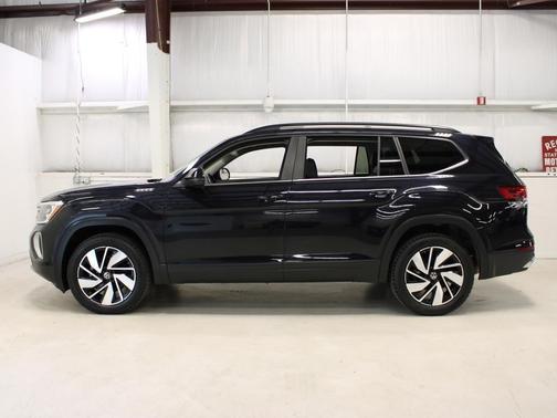 GY 2025 Volkswagen Atlas 2.0T SE w/Technology 4MOTION