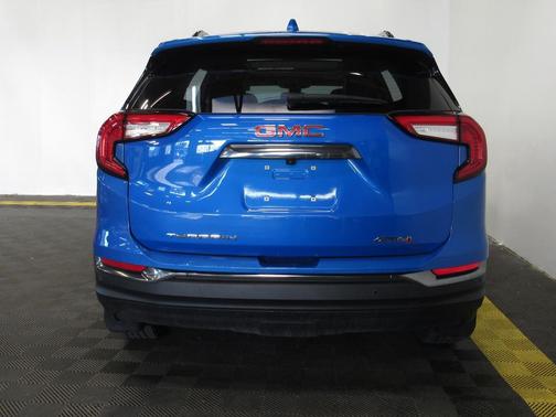 Riptide Metallic 2024 GMC Terrain AWD AT4