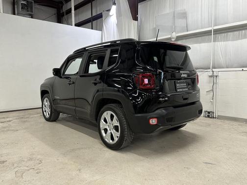 Black Clearcoat 2023 Jeep Renegade Limited