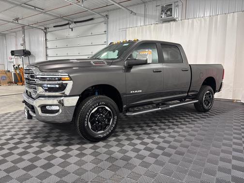 2025 RAM 2500 Laramie Crew Cab 4x4 6'4' Box