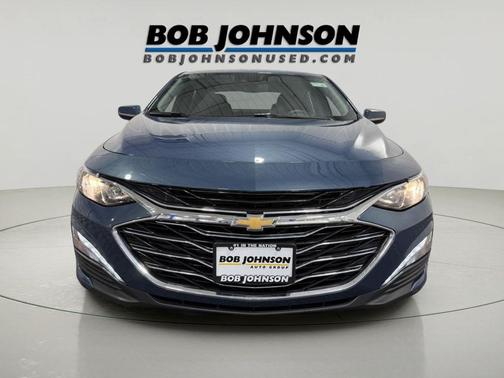 Lakeshore Blue Metallic 2025 Chevrolet Malibu FWD 1LT